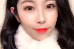 小姐姐戴上发夹,小姐姐魅力绽放